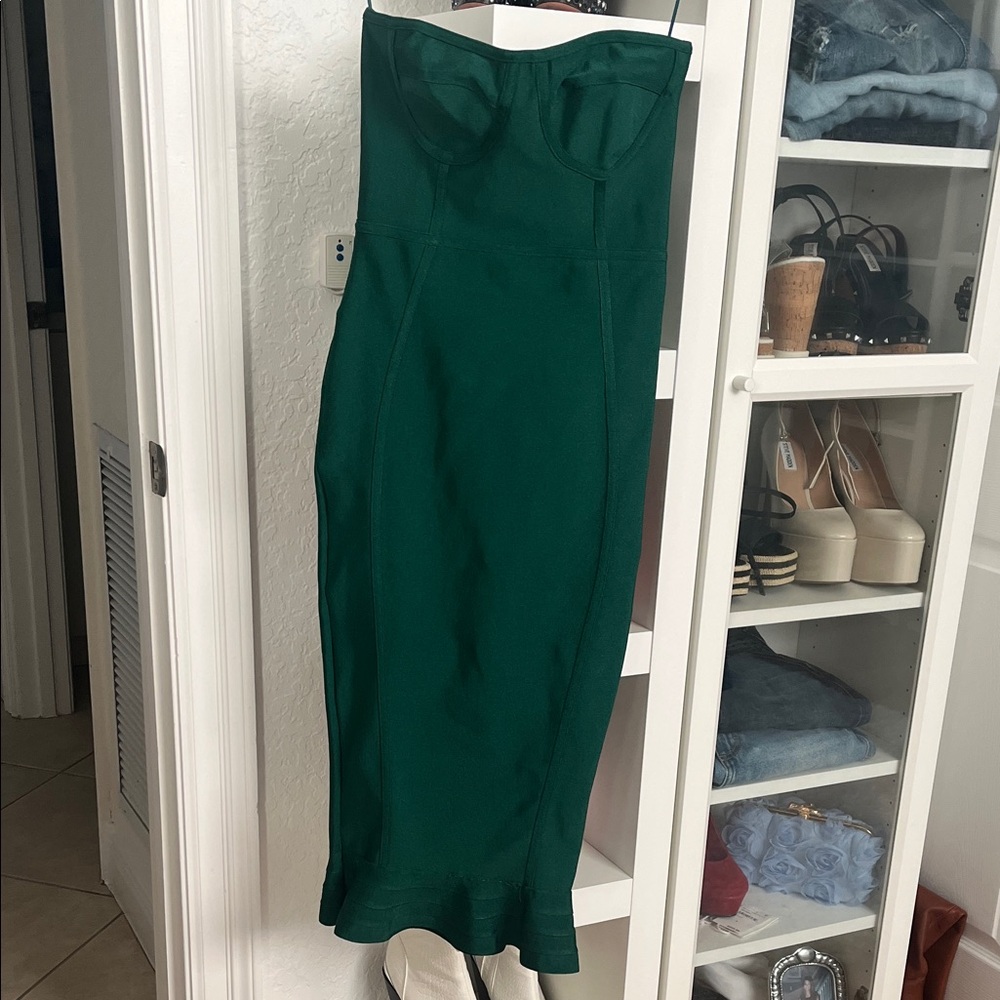 PrettyLittleThing Green Midi Dress S